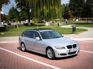 BMW Seria 3 320d DPF Touring