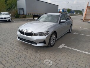 BMW Seria 3 320d xDrive AT