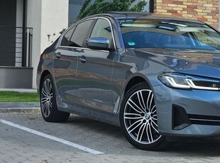 BMW Seria 5 520d Aut. M Sport Edition