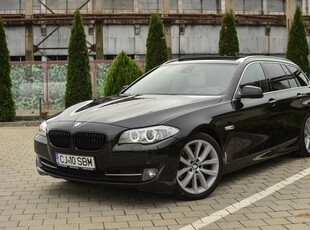 BMW Seria 5 520d Touring Aut.