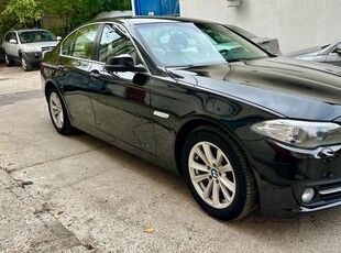 BMW Seria 5 525d xDrive AT