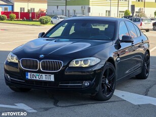 BMW Seria 5 525d xDrive Touring Aut. Luxury Line