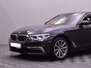 BMW Seria 5 530d xDrive Aut. Luxury Line