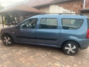 Dacia Logan MCV 1.6 16V Laureate