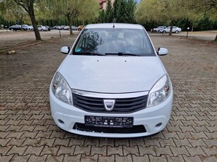 Dacia Sandero 1.4 MPI Laureate