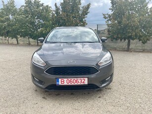 Ford Focus 1.0 EcoBoost MHEV Titanium