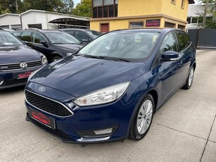 Ford Focus 1.6 Ti-VCT Powershift Trend