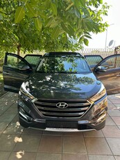 Hyundai Tucson 2.0 CRDI 4WD 6AT Luxury Pack+