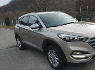 Hyundai Tucson blue 1.7 CRDi 2WD Classic