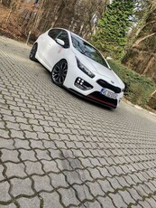 Kia Ceed Cee'd 1.6 T-GDI GT