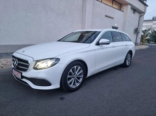 Mercedes-Benz E 220 d T 9G-TRONIC Avantgarde