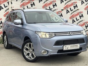 Mitsubishi Outlander 2.0 4WD Plug-In Hybrid Top