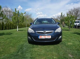 Opel Astra 2.0 CDTI DPF Innovation