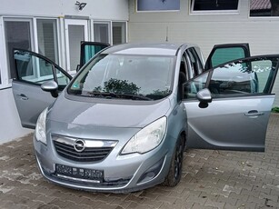 Opel Meriva 1.7 CDTI Design Edition