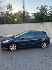 Peugeot 308 1.6HDi Confort Pack