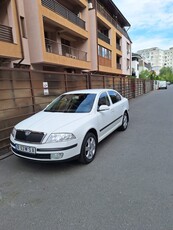 Skoda Octavia 1.6 FSI Elegance