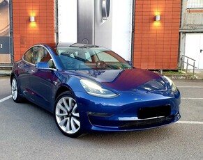 Tesla Model 3 Langstreckenbatterie Allradantrieb Dual Motor