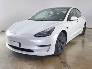 Tesla Model 3 Langstreckenbatterie Allradantrieb Dual Motor