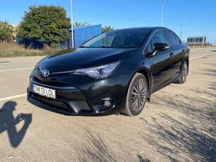 Toyota Avensis 1.8 Multidrive S Executive Terracotta