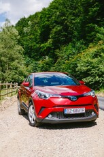 Toyota C-HR 1.8 HSD 4x2 CVT C-enter