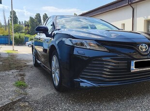 Toyota Camry 2.5 Hybrid Business