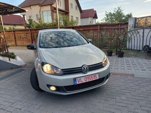 Volkswagen Golf 1.6 TDI DPF Style