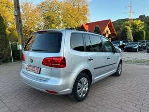 Volkswagen Touran 2.0 TDI DPF BlueMotion Technology DSG Comfortline