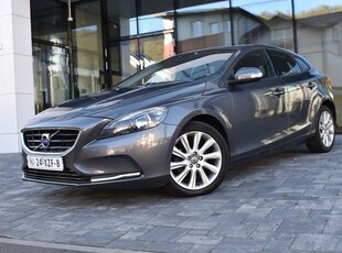 Volvo V40 D2