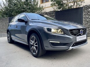 Volvo V60 Cross Country D3 Geartronic Summum