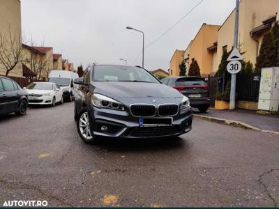 BMW Seria 2 220i Active Tourer Aut.