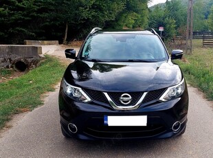 Nissan qashqai 4x4 1,6dci 130cp camere360 ,panorama, unic proprietar