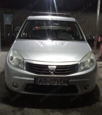 Vând Dacia Sandero