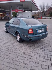 vând scoda Octavia