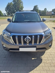 Toyota Land Cruiser 3.0l Turbo D-4D Aut. AVS 7 Locuri Luxury