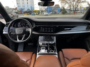 Audi Q8 55TFSI an 2021