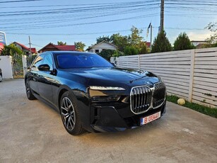 BMW 740D Mild Hybrid Xdrive M-Individual 2023 Trapa HUD Navi-VR Crystal-Laser 105000-euro TVA