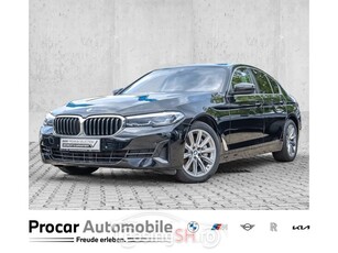 BMW Seria 5 530 d xDrive Glasdach PA Sitzh. DAB HiFi WLAN