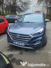 Hyundai Tucson masina