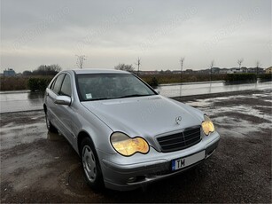 Mercedes Benz C180