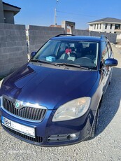 Skoda Fabia 2009 benzina