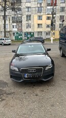 vând Audi A4 B8