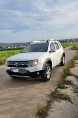 Vând DACIA Duster