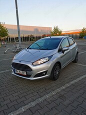 Vând Ford Fiesta 2014