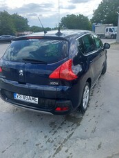 Vând schimb. Peugeot 3008 an 2009 motor 1.6