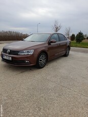 vînd vw jetta Allstar benzină 1.2 tsi cu 105 cp. fabr. 2016 cu 88.000 km