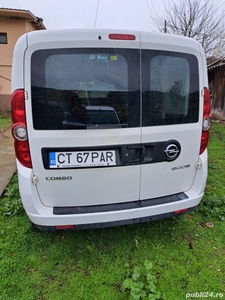 Autoutilitara opel combo