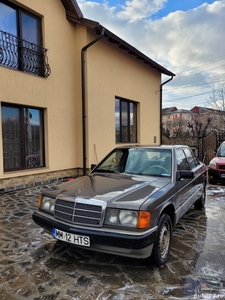 Mercedes Benz 190D
