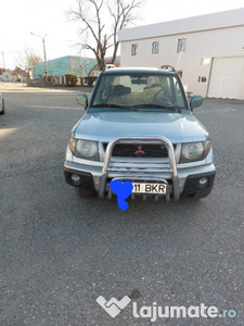 Mitsubishi Pajero Pinin 1.8 benzină 4 x 4 cu reductor