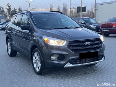 Vand Ford Escape[ KUGA]