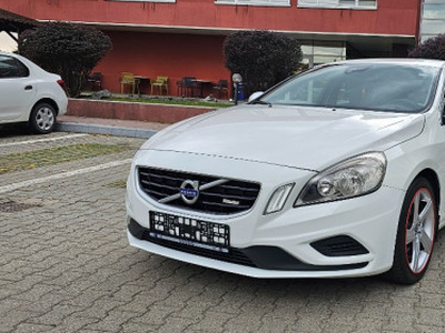 Volvo S60 Volvo S60 R-Desing 1.6 D Face-Lift Navigatie Color An Fab.20